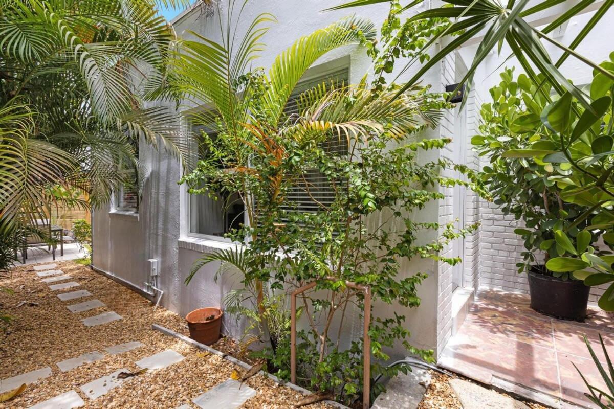 Charming 2 Bedroom Apartment In Victoria Park Fort Lauderdale Exterior photo