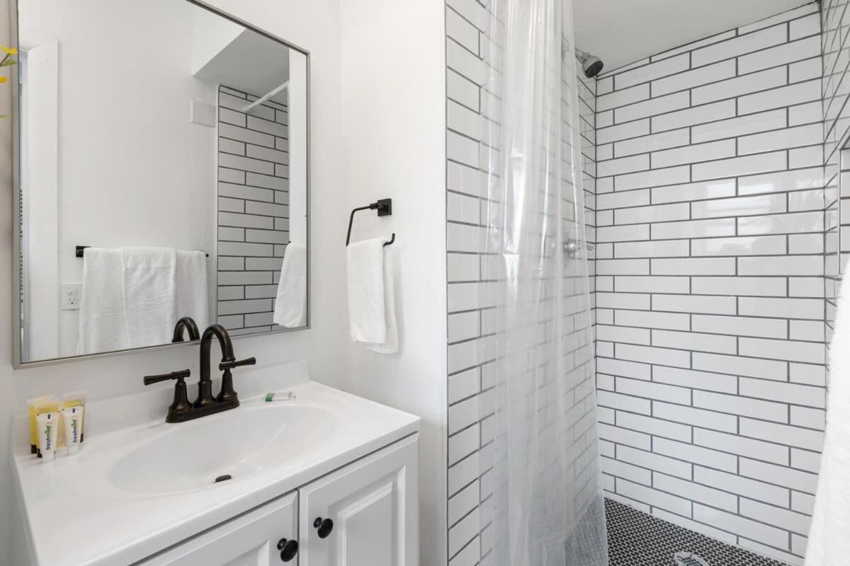 Charming 2 Bedroom Apartment In Victoria Park Fort Lauderdale Exterior photo
